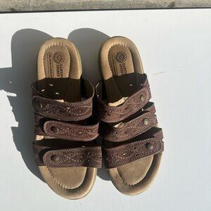 Earth Spirit sandals brown